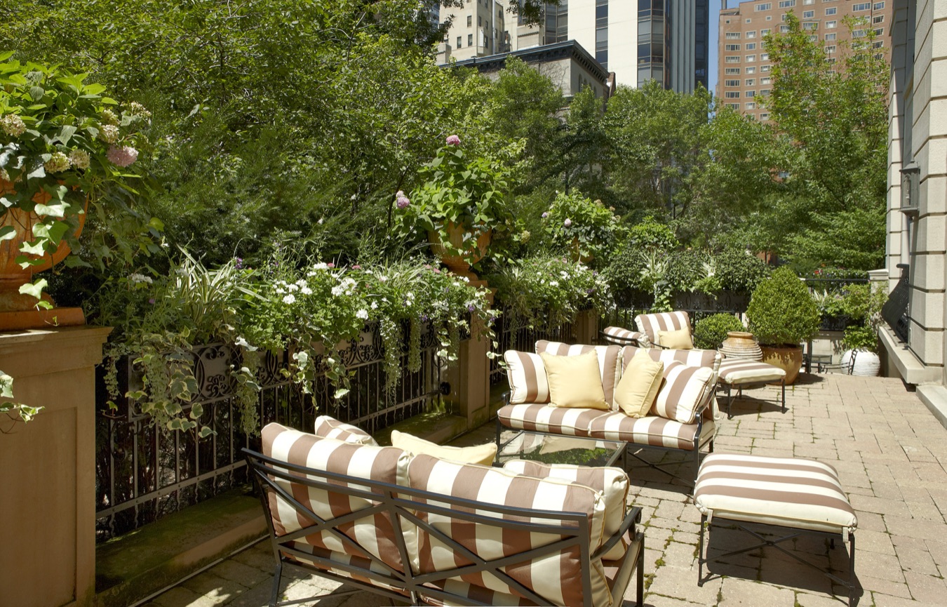 6,500 Sq Ft Duplex Maisonette, Gold Coast, Chicago, interior by Scott Himmel & Co., image 10