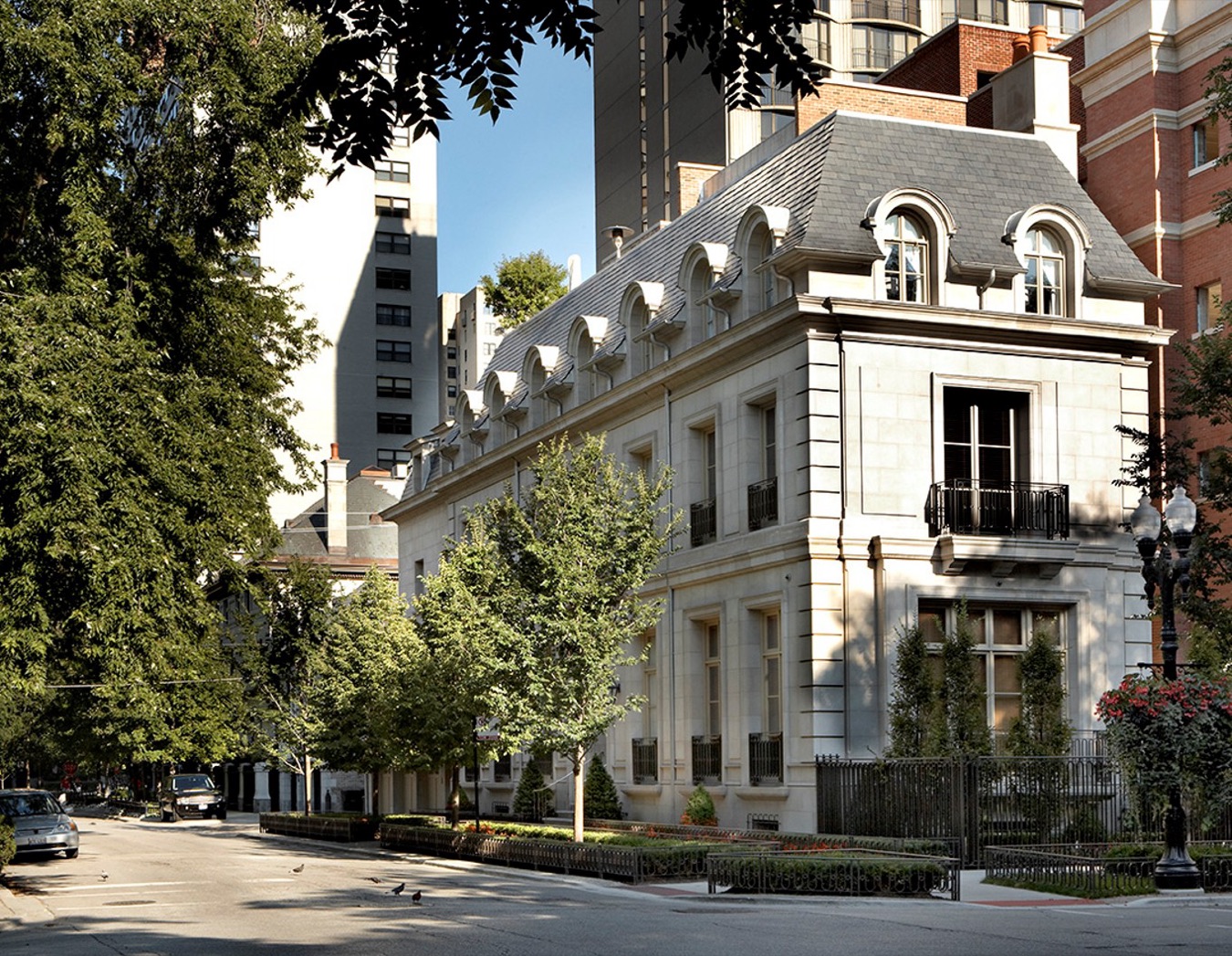 New Chicago Gold Coast Home, Gold Coast, Chicago, interior by Scott Himmel & Co., image 2