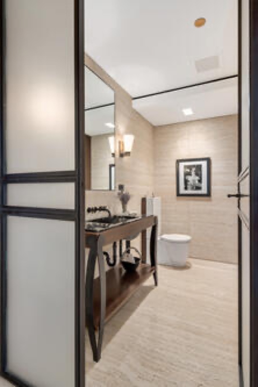 New 4,500 Sq Ft Chicago Penthouse, Chicago, Illinois, interior by Scott Himmel & Co., image 15