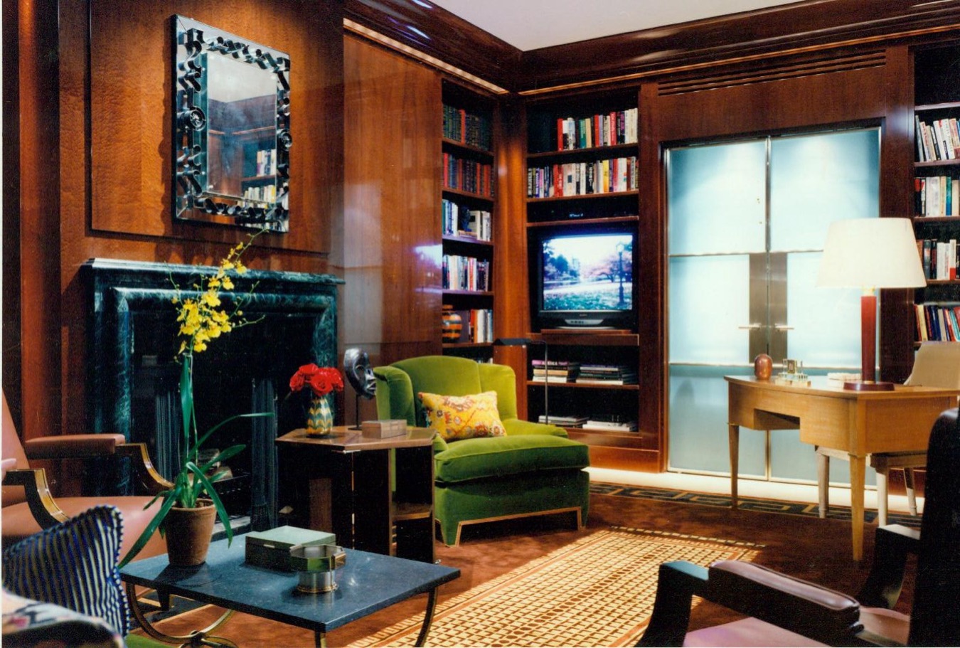 Vintage Condominium Apartment, East Lake Shore Drive, Chicago, interior by Scott Himmel & Co., image 5