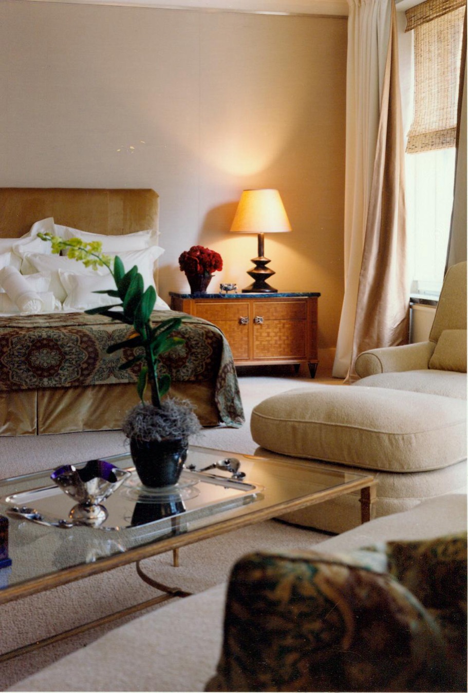 Vintage Condominium Apartment, East Lake Shore Drive, Chicago, interior by Scott Himmel & Co., image 10